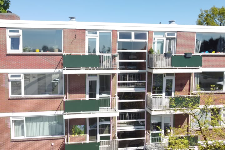 Maasstraat 28 in Almelo foto