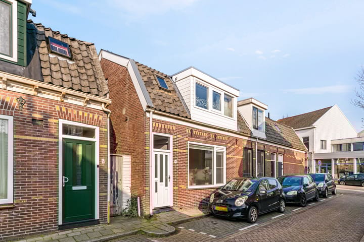 Photo of property Machinistenstraat 6, Koog aan de Zaan