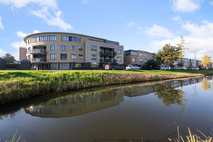 Madridsingel 46 in Alphen aan den Rijn photo