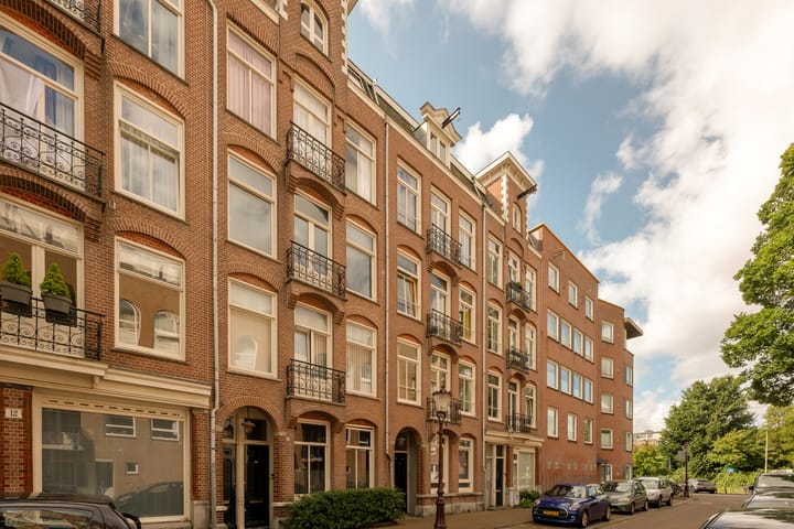 Madurastraat 8E in Amsterdam foto