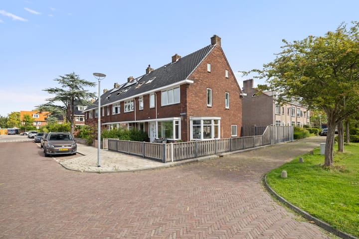Madurastraat 9 in Den Helder Foto