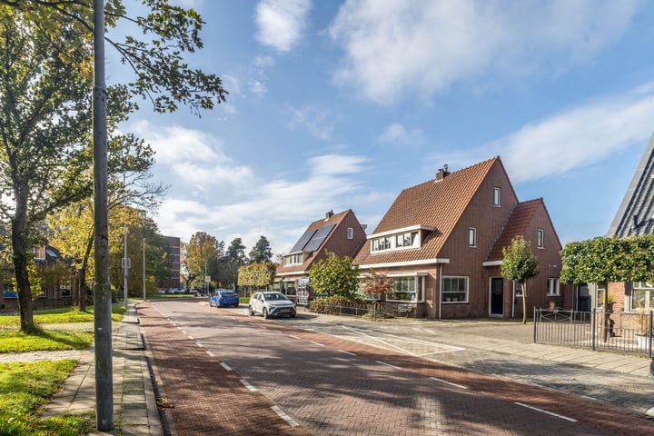 Maerten van Heemskerckstraat 80 in Heemskerk