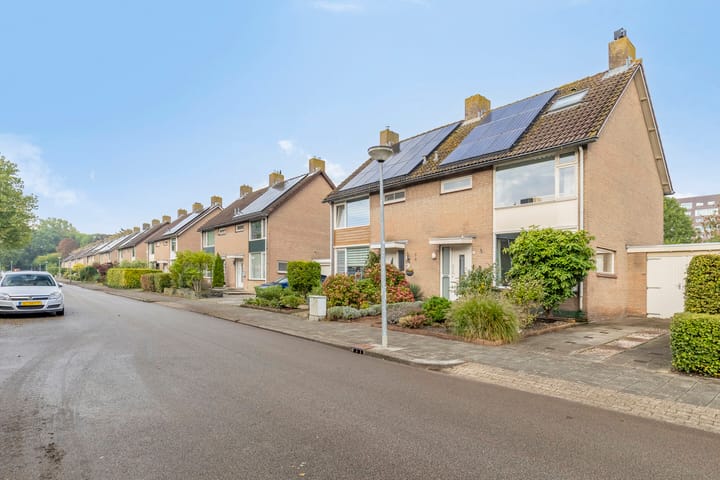 Photo of property Magnesiumlaan 33, Groningen