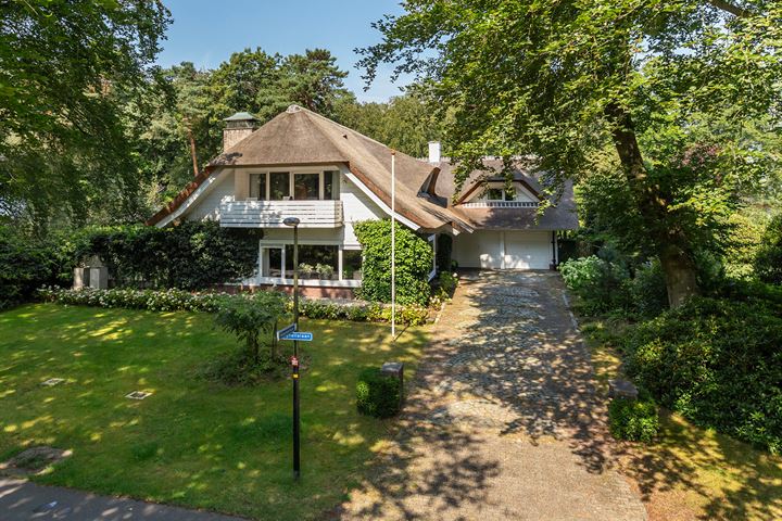 Magnolialaan 14 in Apeldoorn Foto