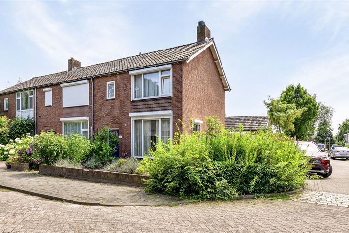 Magnoliastraat 25 dans Drunen photo