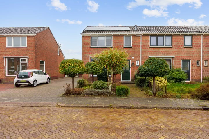 Photo of property Magnoliastraat 5, Roden