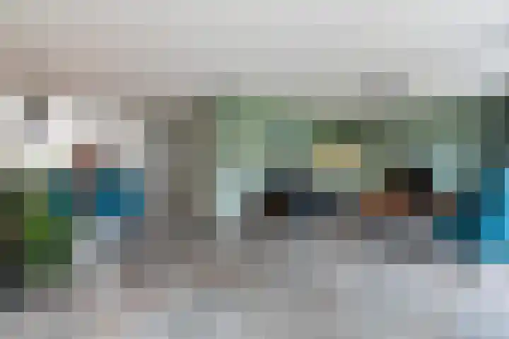 Mahonie 139 Dordrecht thumbnail 12