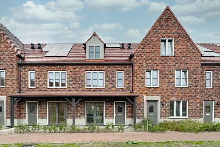 Mahoniehout 85 en Waddinxveen foto