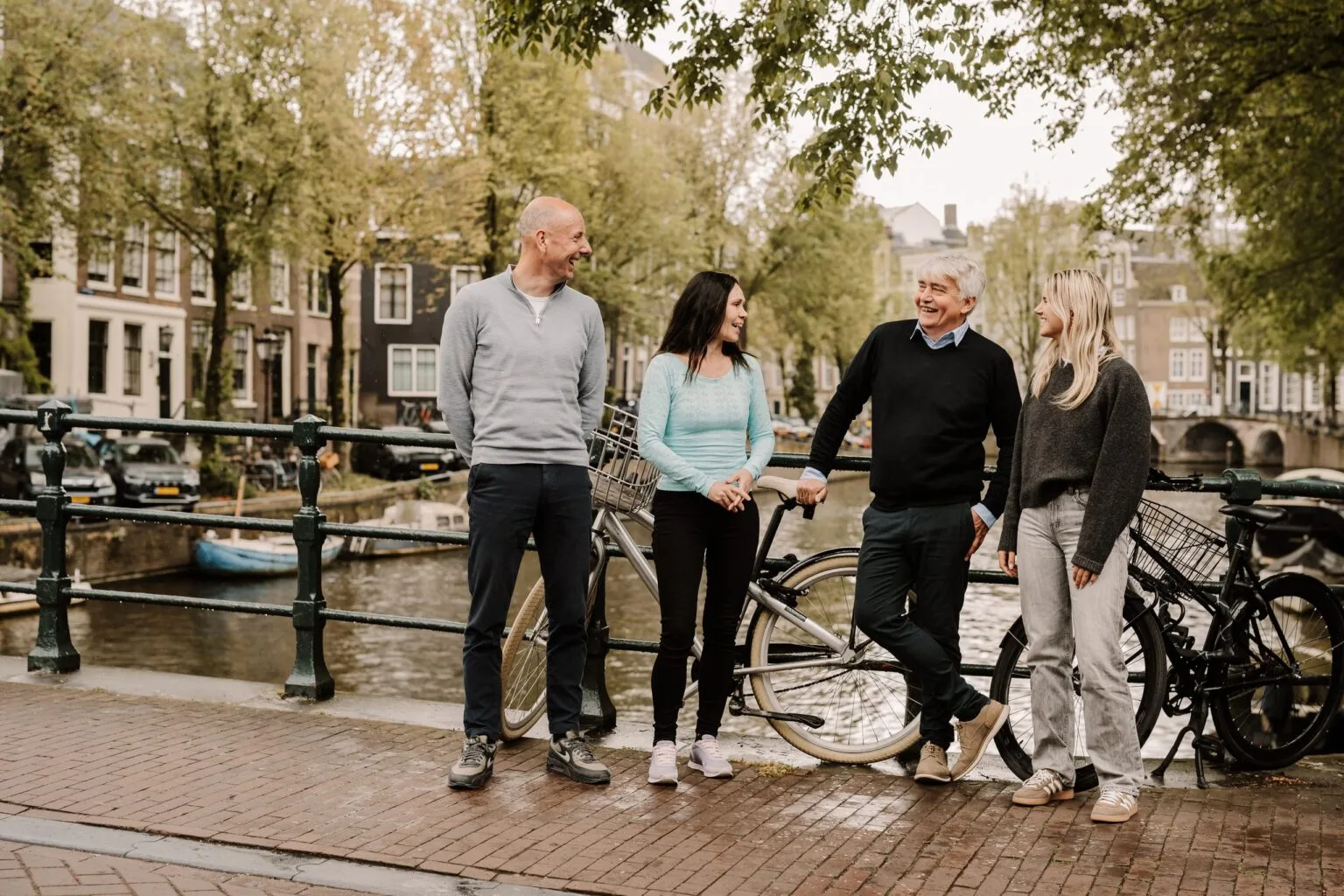 Team foto van Makelaar in Amsterdam b.v.