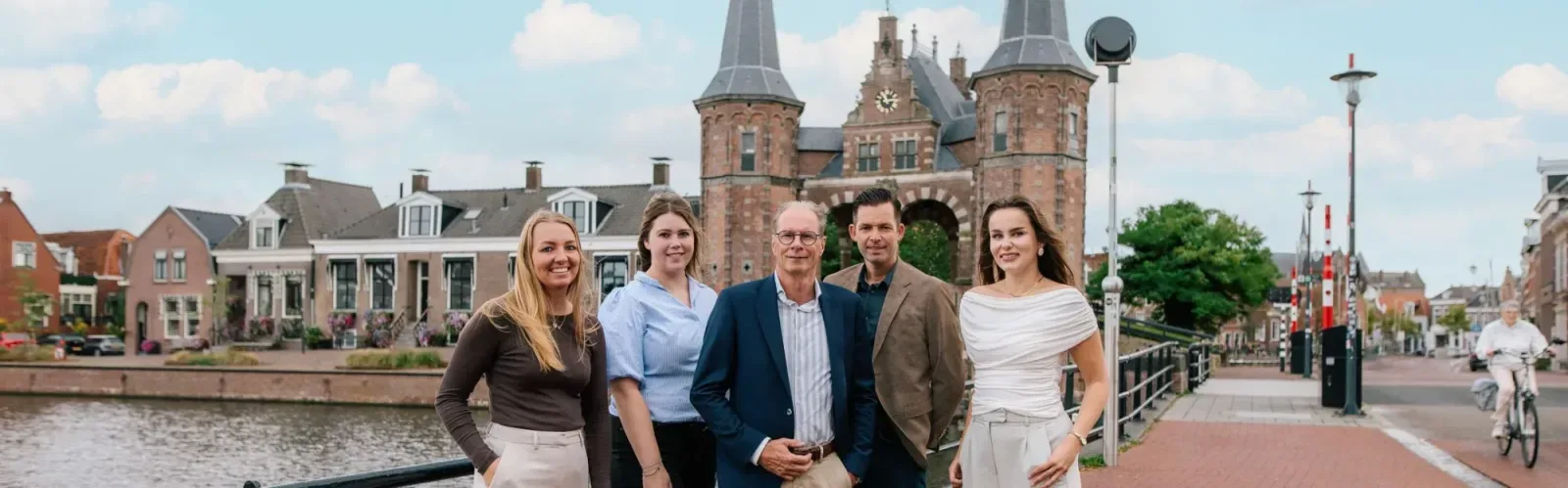 Team foto van Makelaardij Sneek