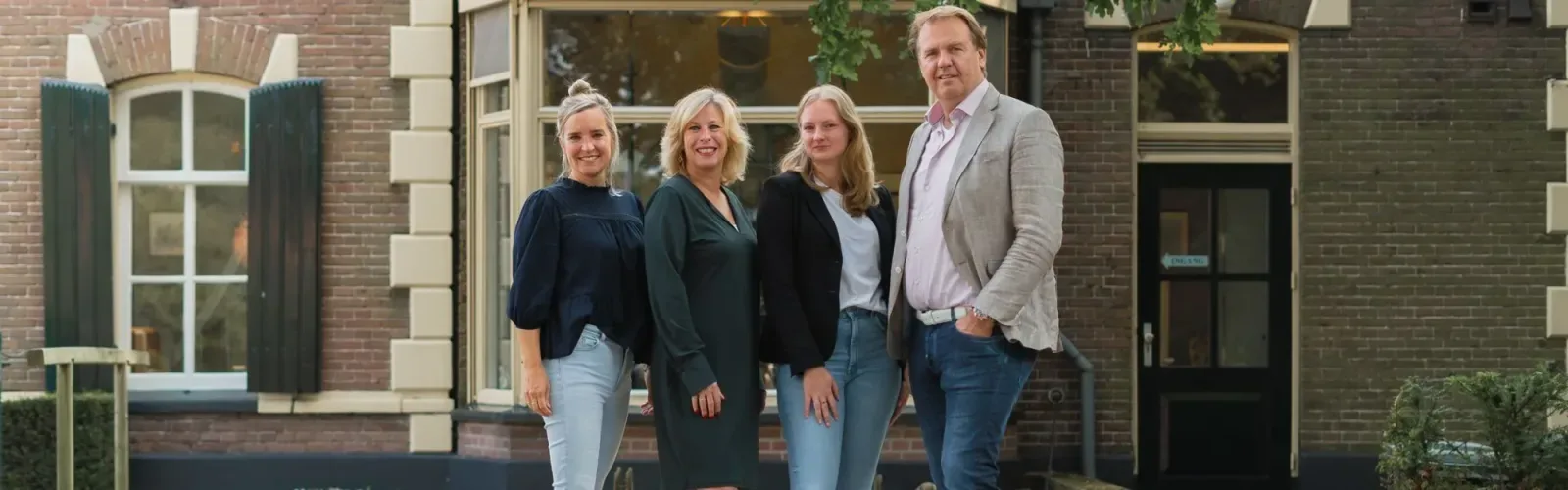 Team foto van Makelaarshuys Kuyk van Oldeniel