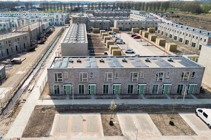 Mamie Clarkstraat 31 in Almere photo