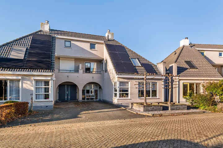 Mantet 14 in Tiel Foto