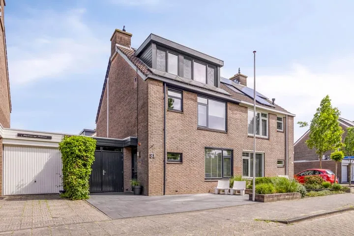 Marga Klompéstraat 31 dans Alphen aan den Rijn