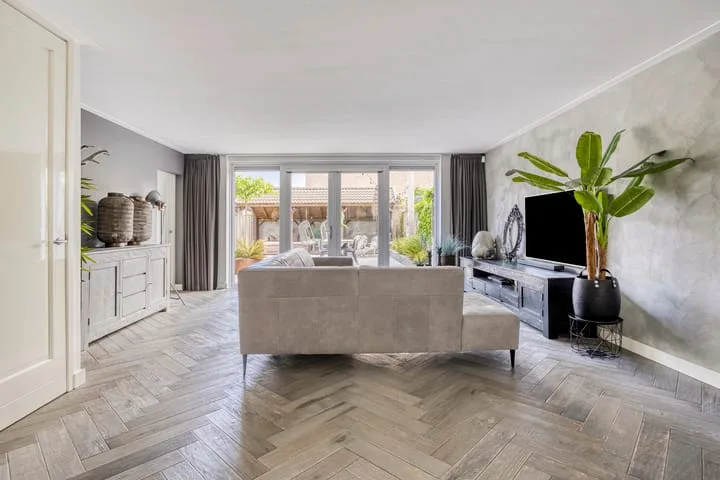 Marga Klompéstraat 31 Alphen aan den Rijn foto 3