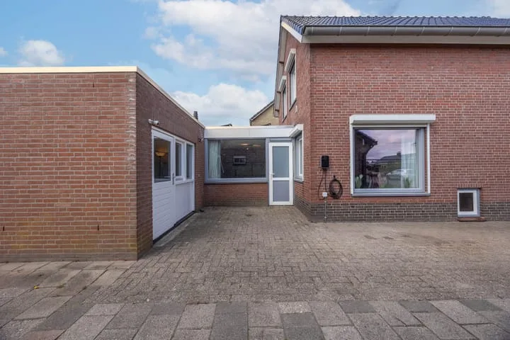 Margrietstraat 19 St. Willebrord thumbnail 24