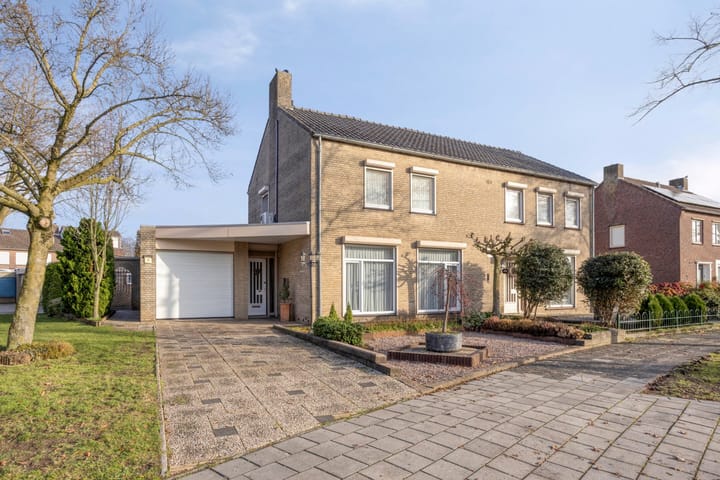 Margrietstraat 3 dans Asten photo