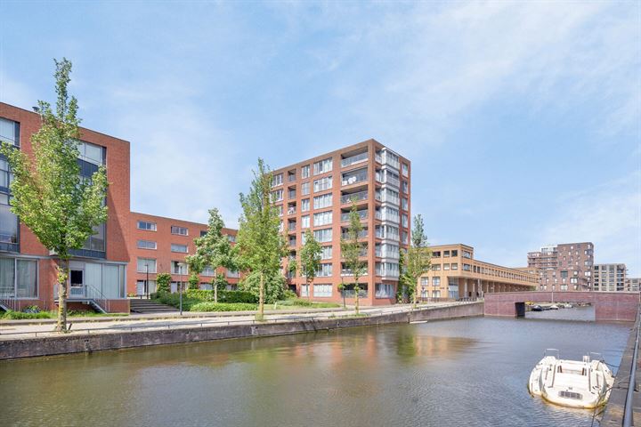 Maria Austriastraat 734 in Amsterdam photo