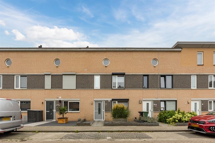 Maria Lécinastraat 8 in Oosterhout Foto