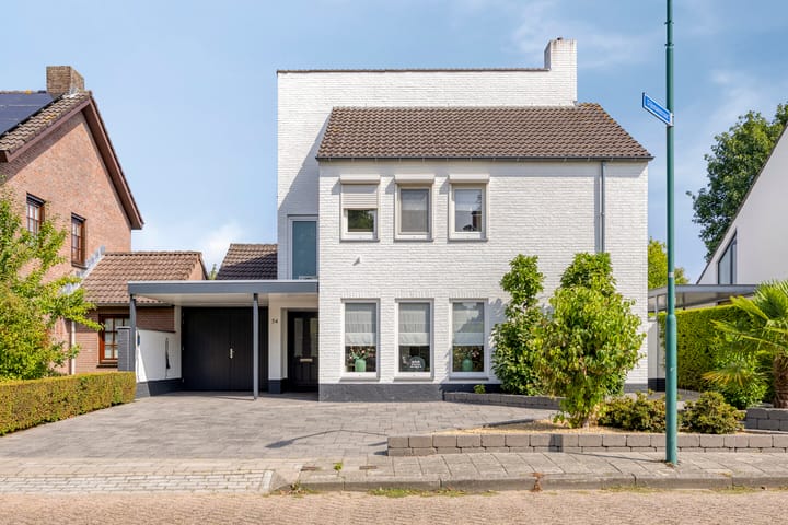 Photo of property Mariastraat 54, Aarle-Rixtel