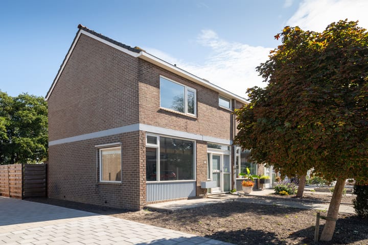 Marijkestraat 13 in Ouderkerk aan den IJssel photo