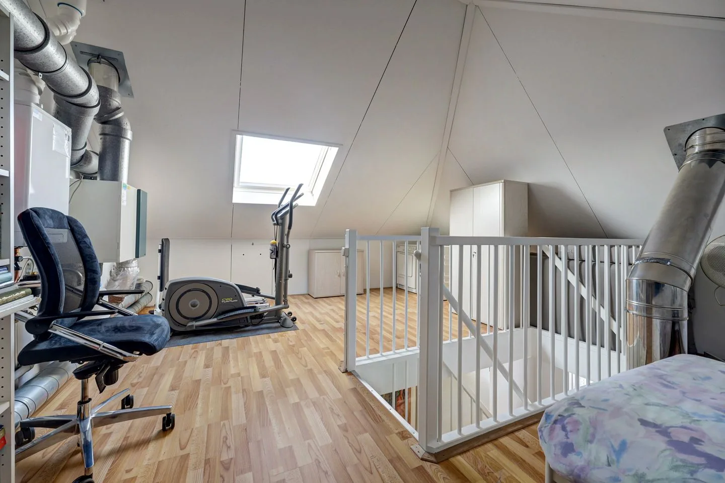Mark 104 Dronten thumbnail 32