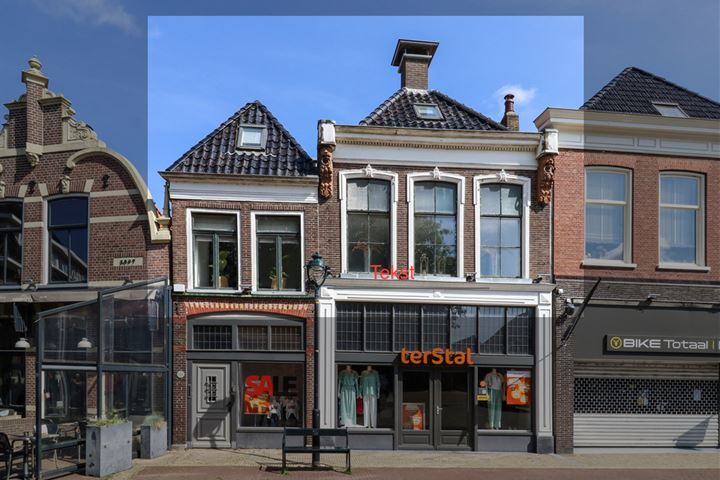 Marktplein 8 dans Bolsward photo