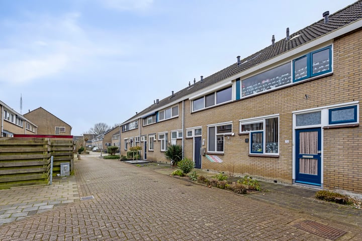 Marshallstraat 66 in Goes Foto