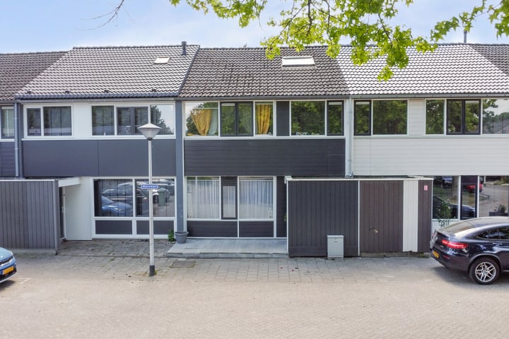 Marslaan 24 dans Helmond photo