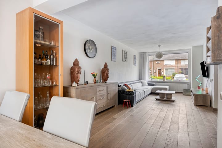 Marterlaan 34 in Waalre photo