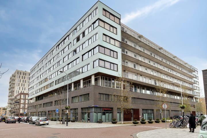 Martini van Geffenstraat 118 en Amsterdam foto