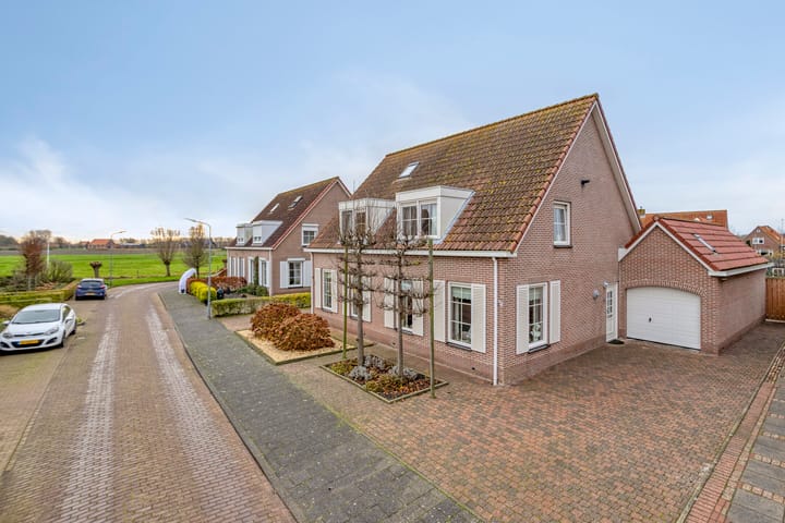 Martinus Nijhoffstraat 10 in Biggekerke photo