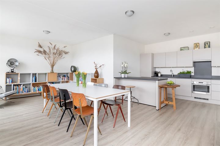 Mary van der Sluisstraat 256 in Amsterdam foto