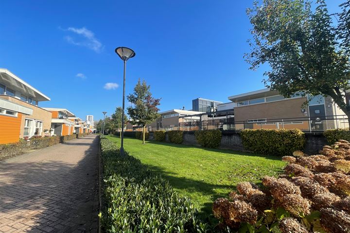 Mathenessehof 7 in Breda photo