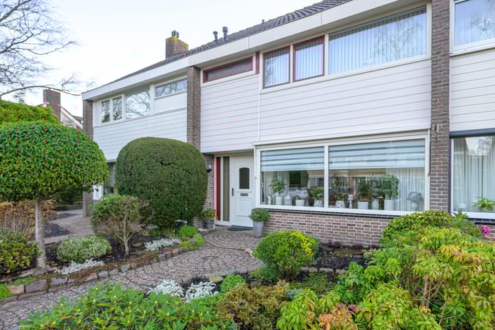 Matsyslaan 30 in Heerhugowaard photo