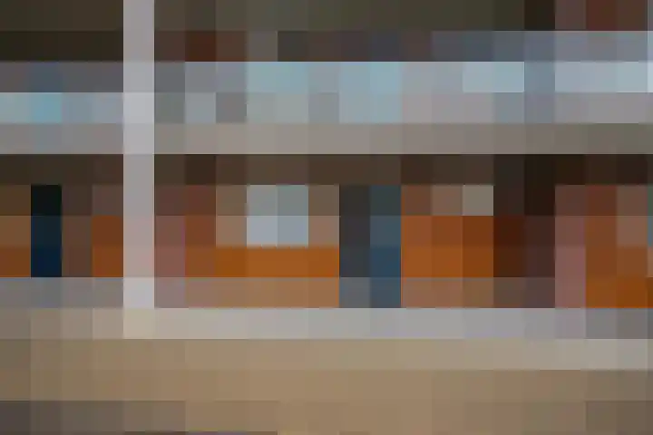 Medaillon 8 Tegelen thumbnail 24
