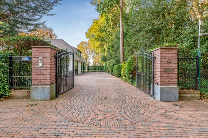 Photo of property Meentweg 16A, Naarden