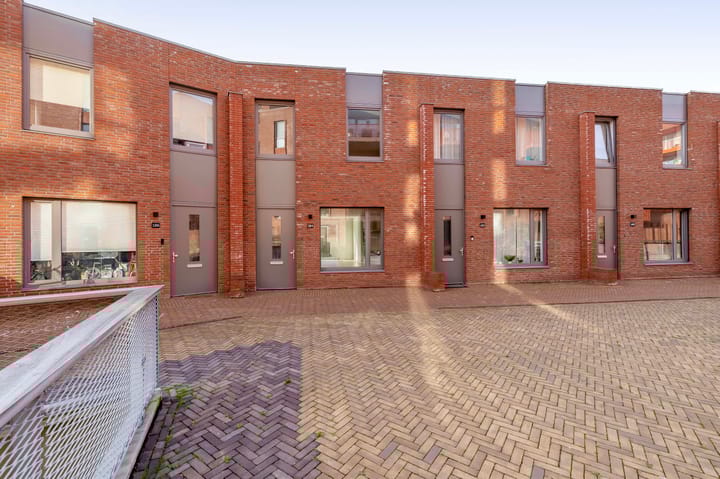 Meerring 184 en Eindhoven foto