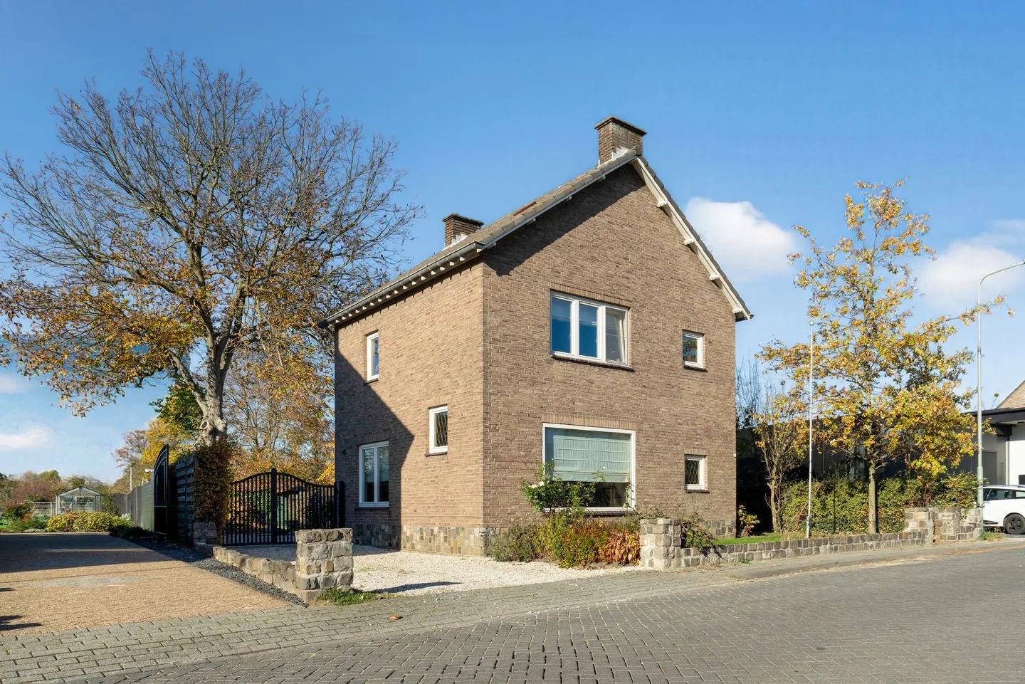 Meerser Eindstraat 15 en Stein