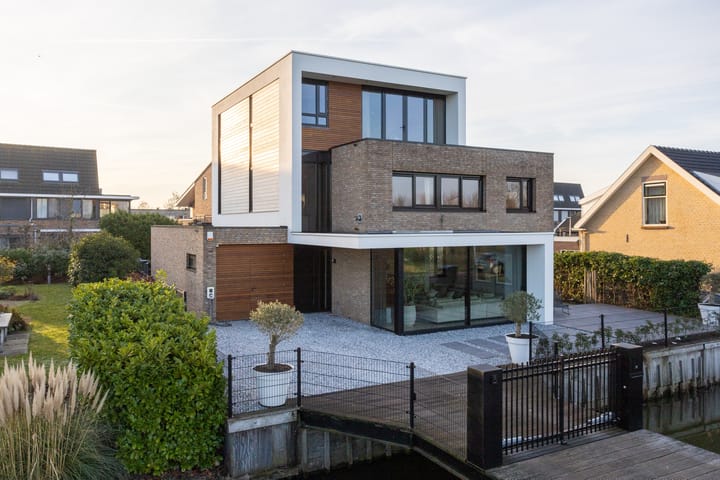 Meerweg 28 in Berkel en Rodenrijs