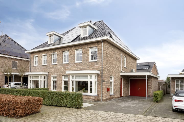 Photo of property Meester A Datemalaan 45, Kesteren