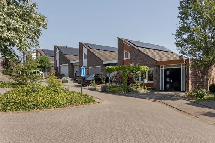 Meester Delhoofenstraat 21 Heel foto 3