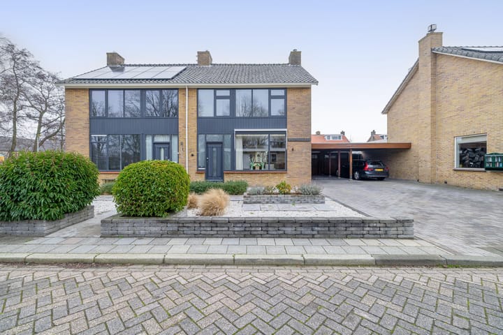 Photo of property Meester J. de Vriesstraat 3, Julianadorp