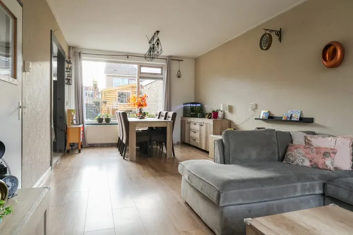 Meester Klaas Douwesstraat 12 Tzum thumbnail 12