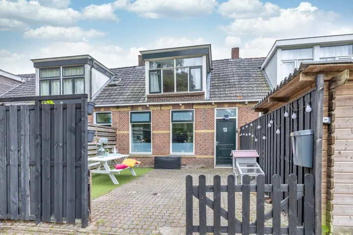 Meeuwenlaan 13 Sneek