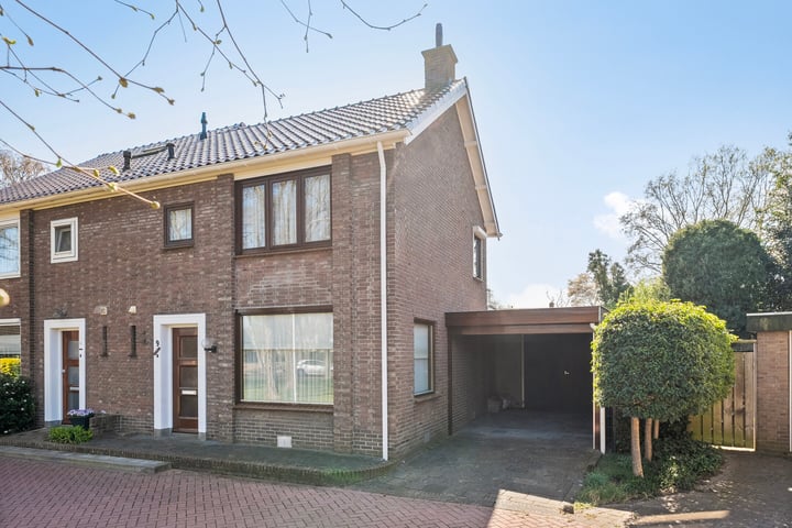 Meidoornlaan 9 in Zwolle Foto