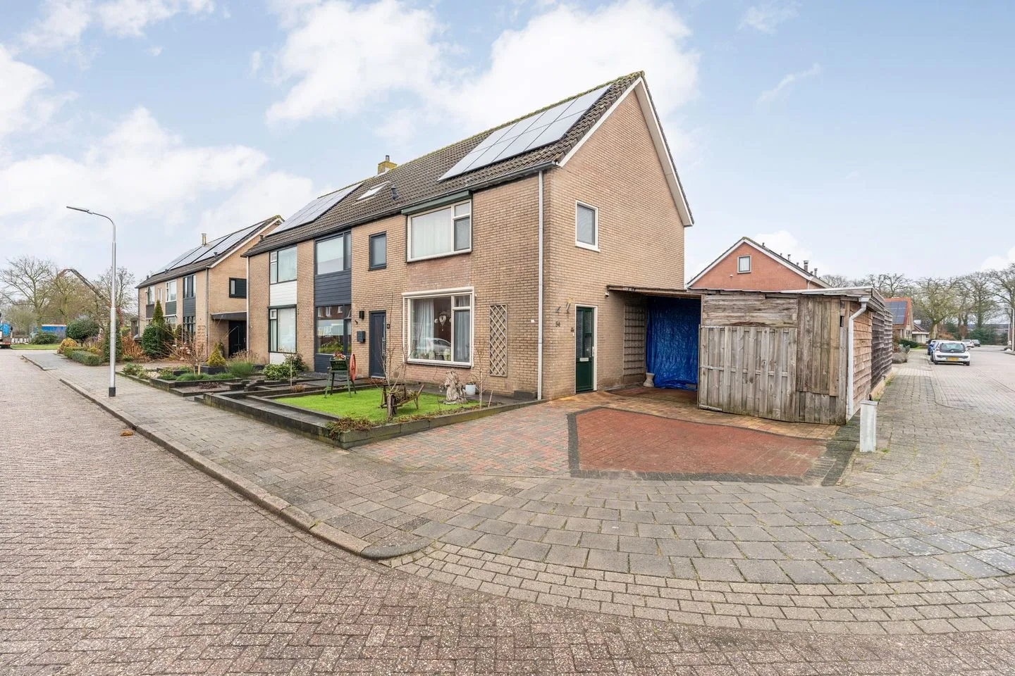 Meidoornstraat 54 in Lutten