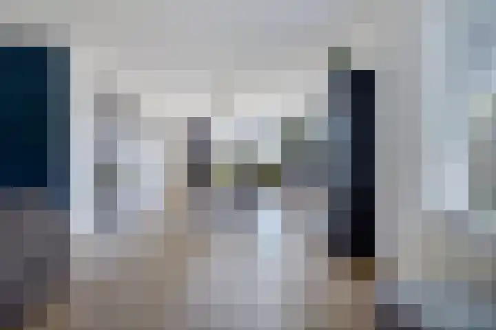 Meindert Hobbema 14 Creil thumbnail 14