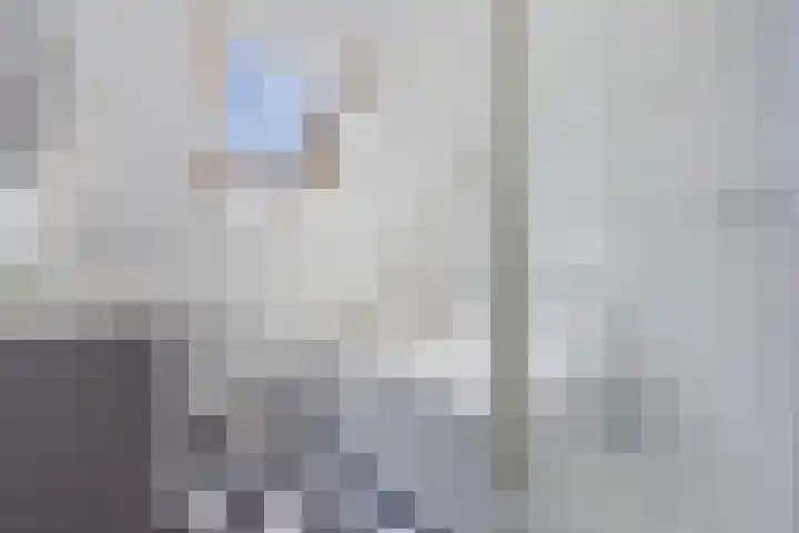 Meindert Hobbema 14 Creil thumbnail 22