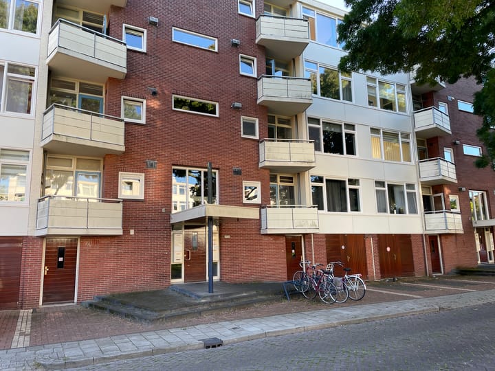 Photo of property Meindert Hobbemastraat 30, Almelo